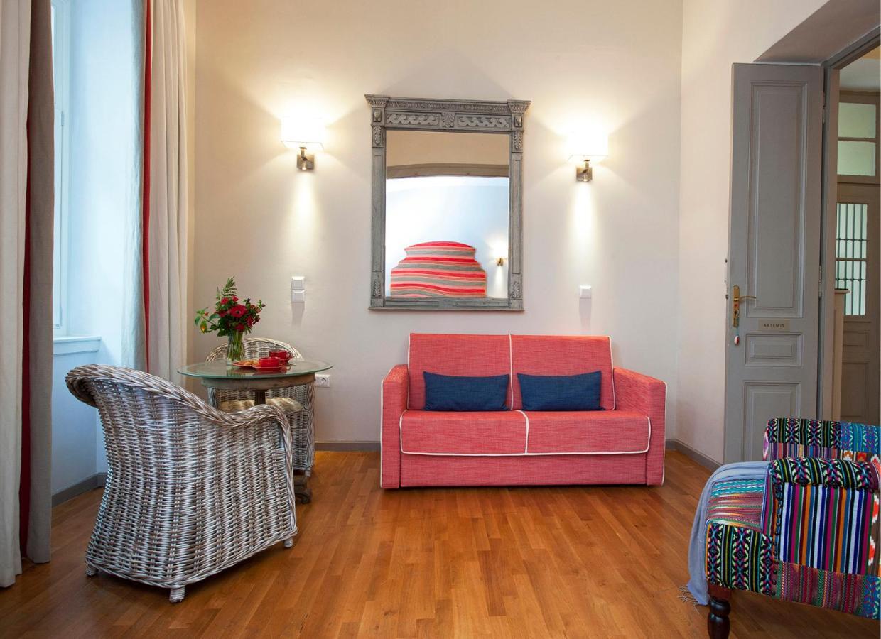 Acropolis Townhouseco Suites Athens Ngoại thất bức ảnh